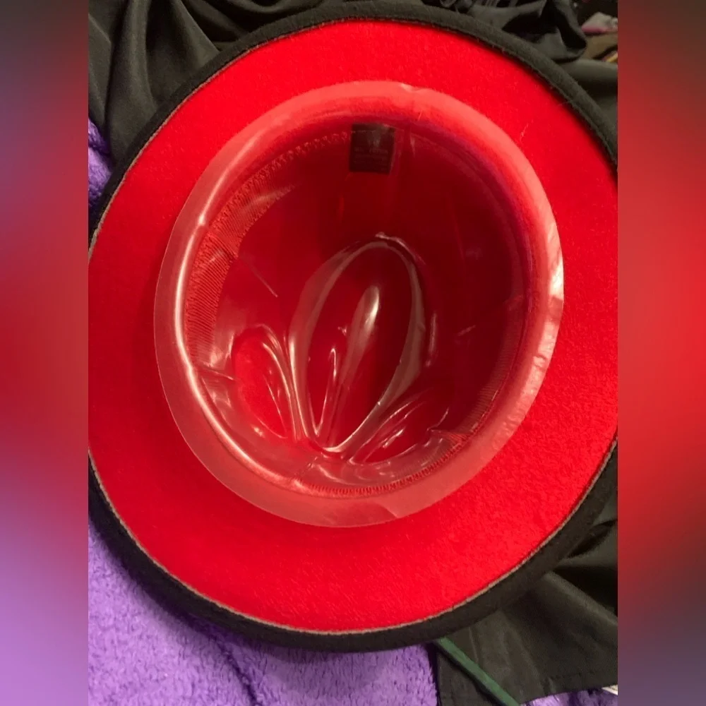 NWOT Black Fedora Hat. Polyester/cotton blend material. - Picture 3 of 5